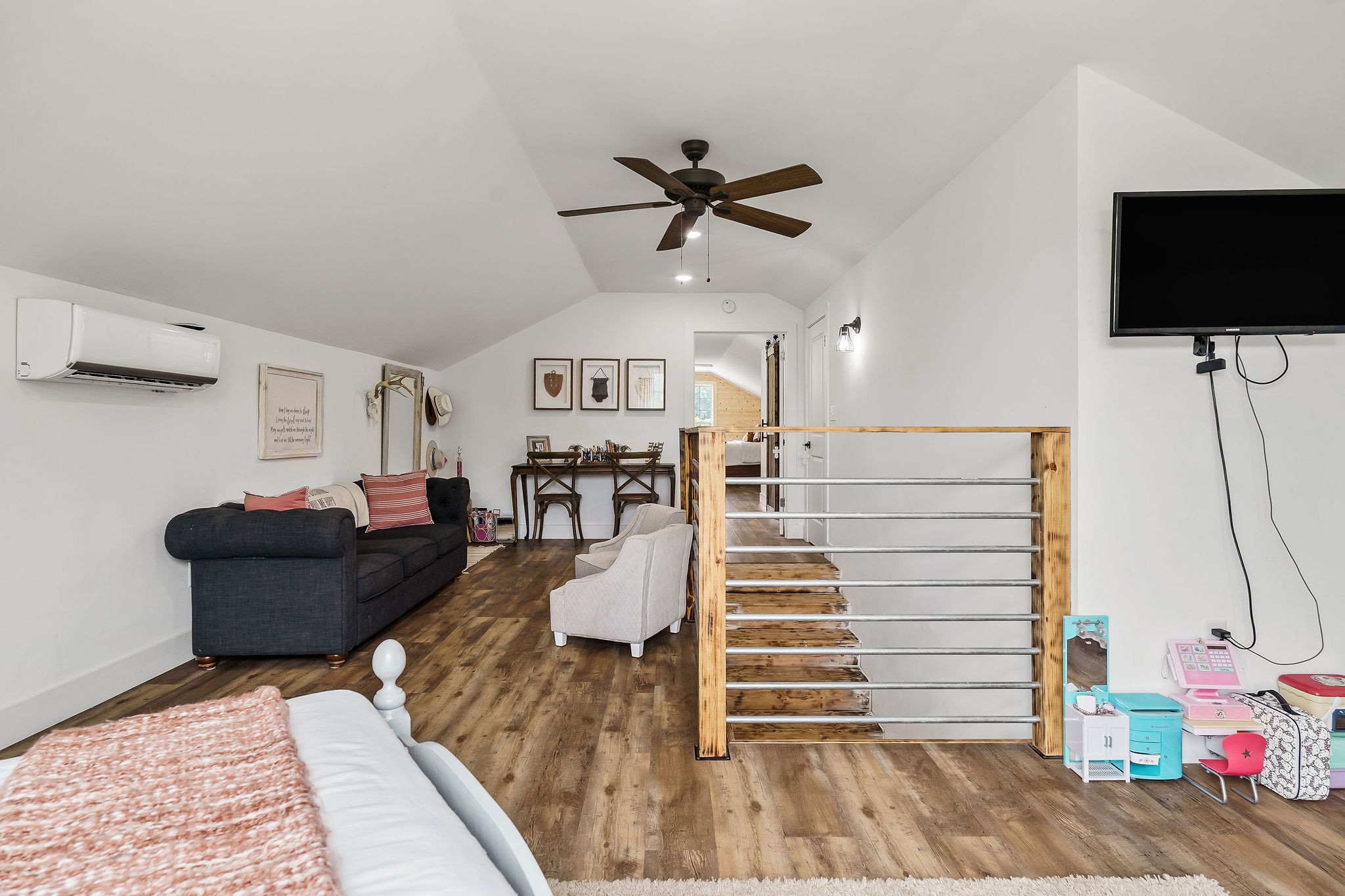 890 Rickman Monterey Hwy