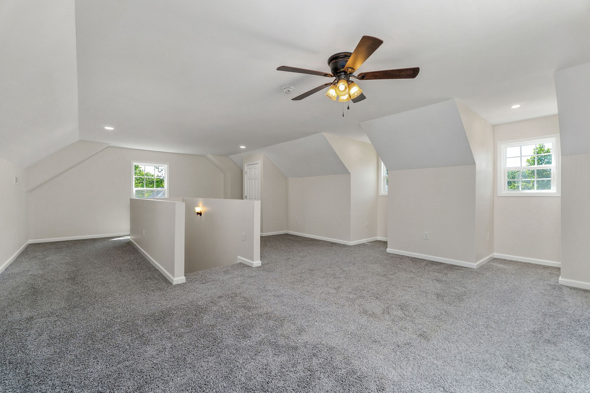 906 Franklin Ct