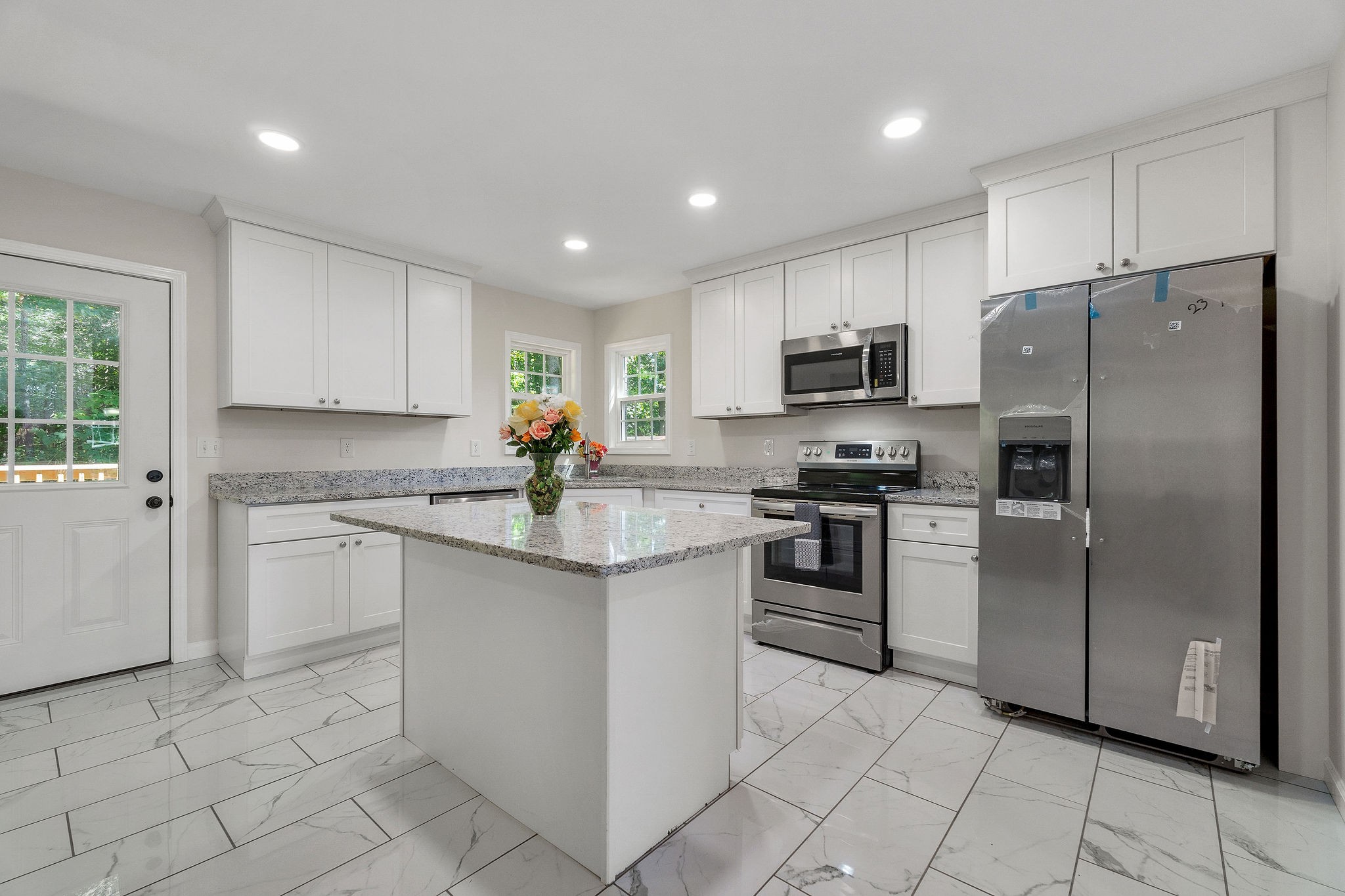 906 Franklin Ct