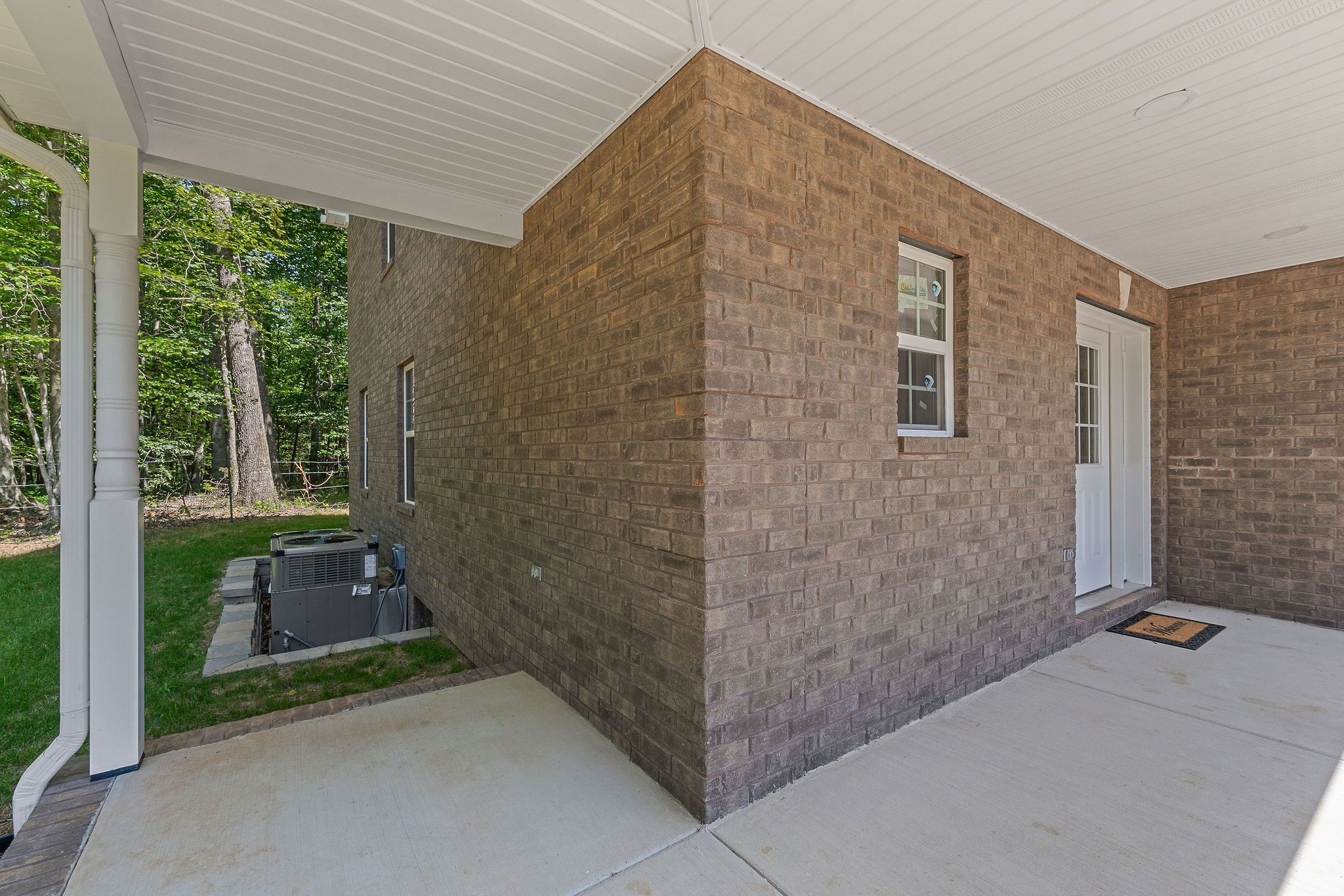906 Franklin Ct