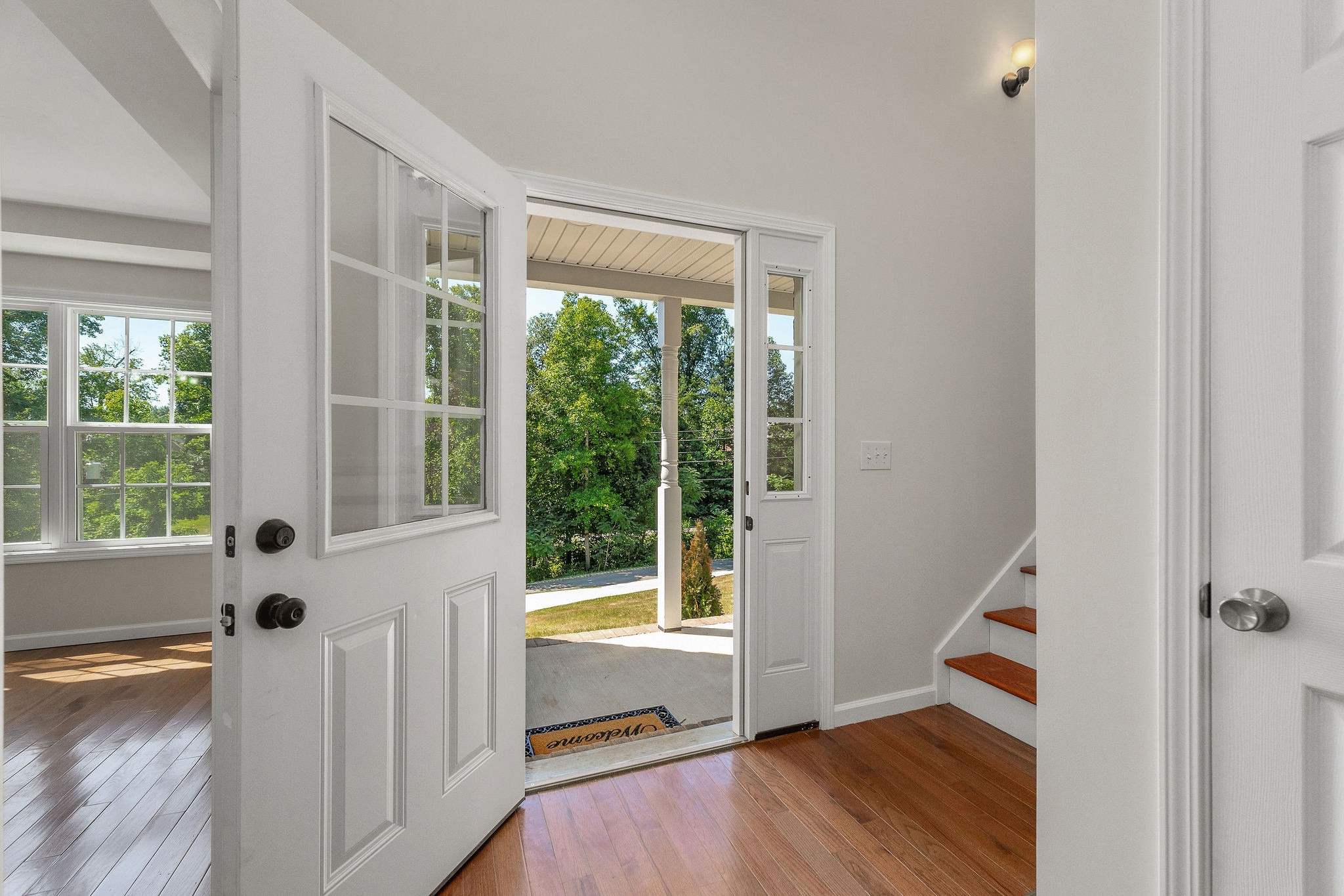 906 Franklin Ct