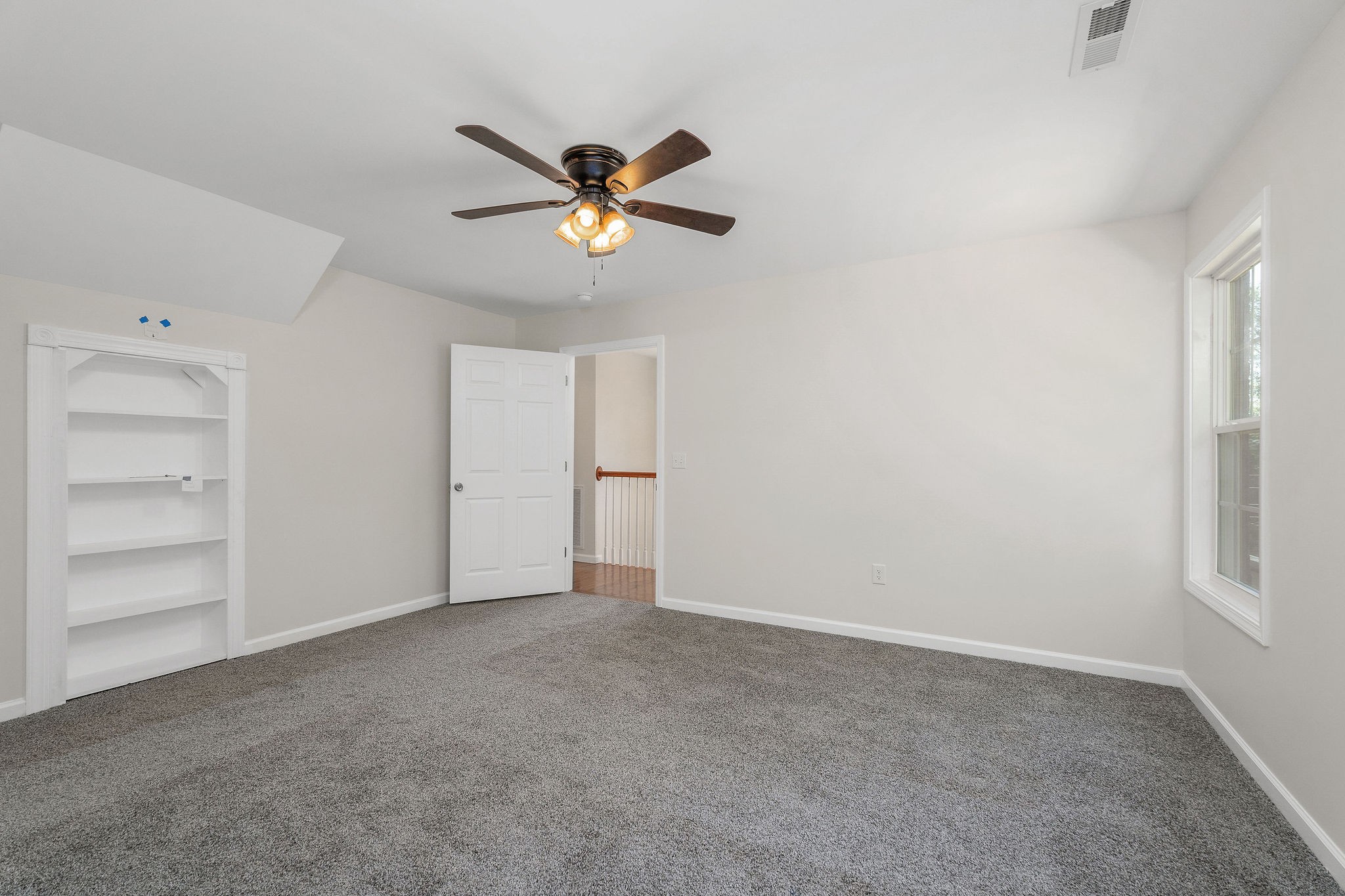906 Franklin Ct