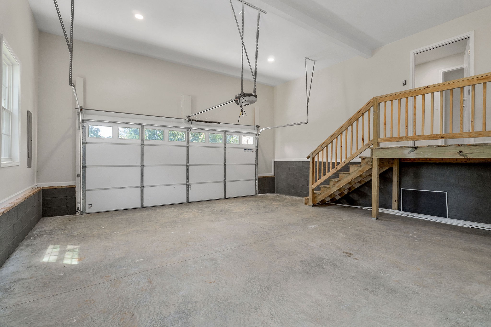 906 Franklin Ct
