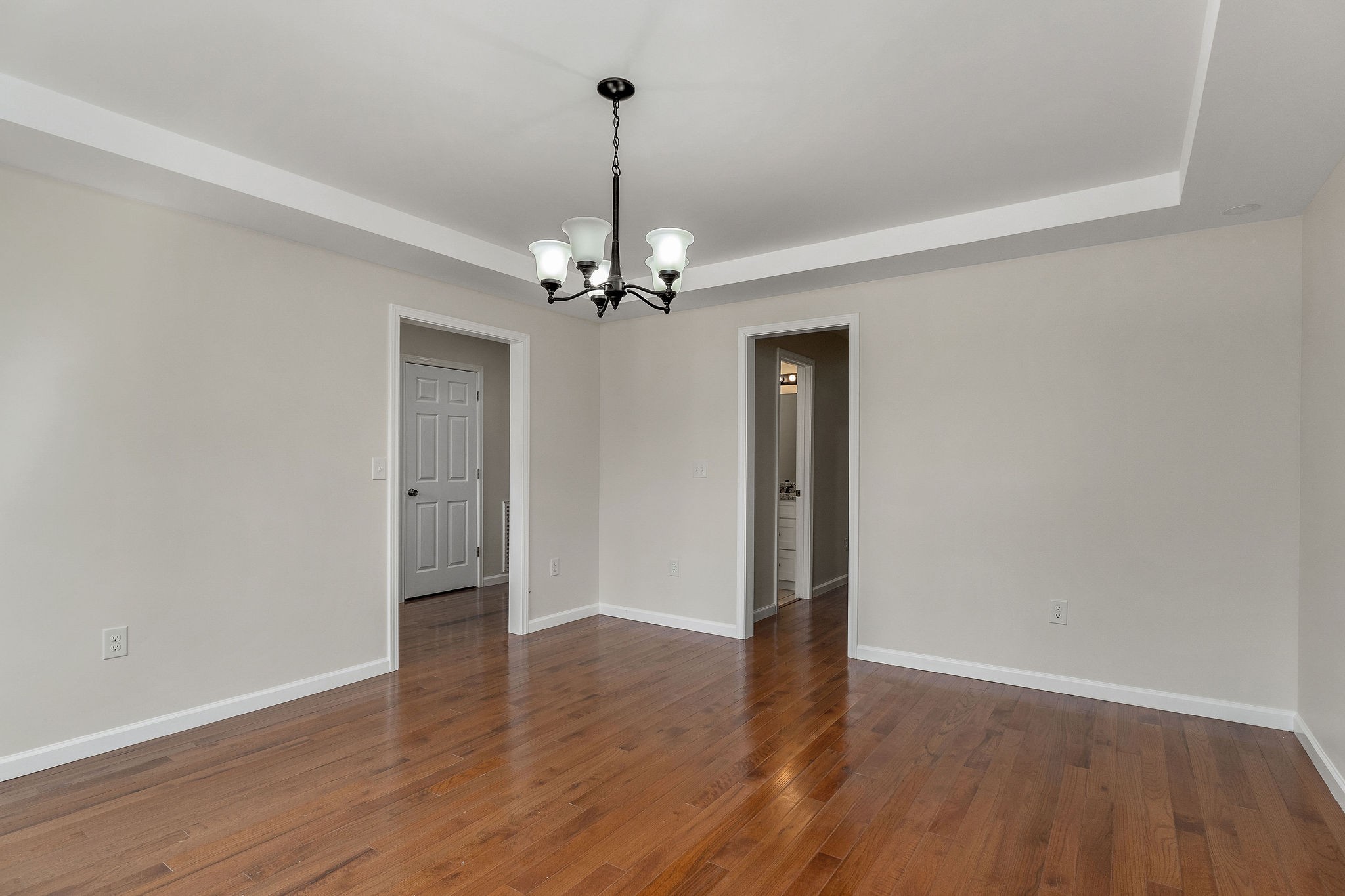 906 Franklin Ct