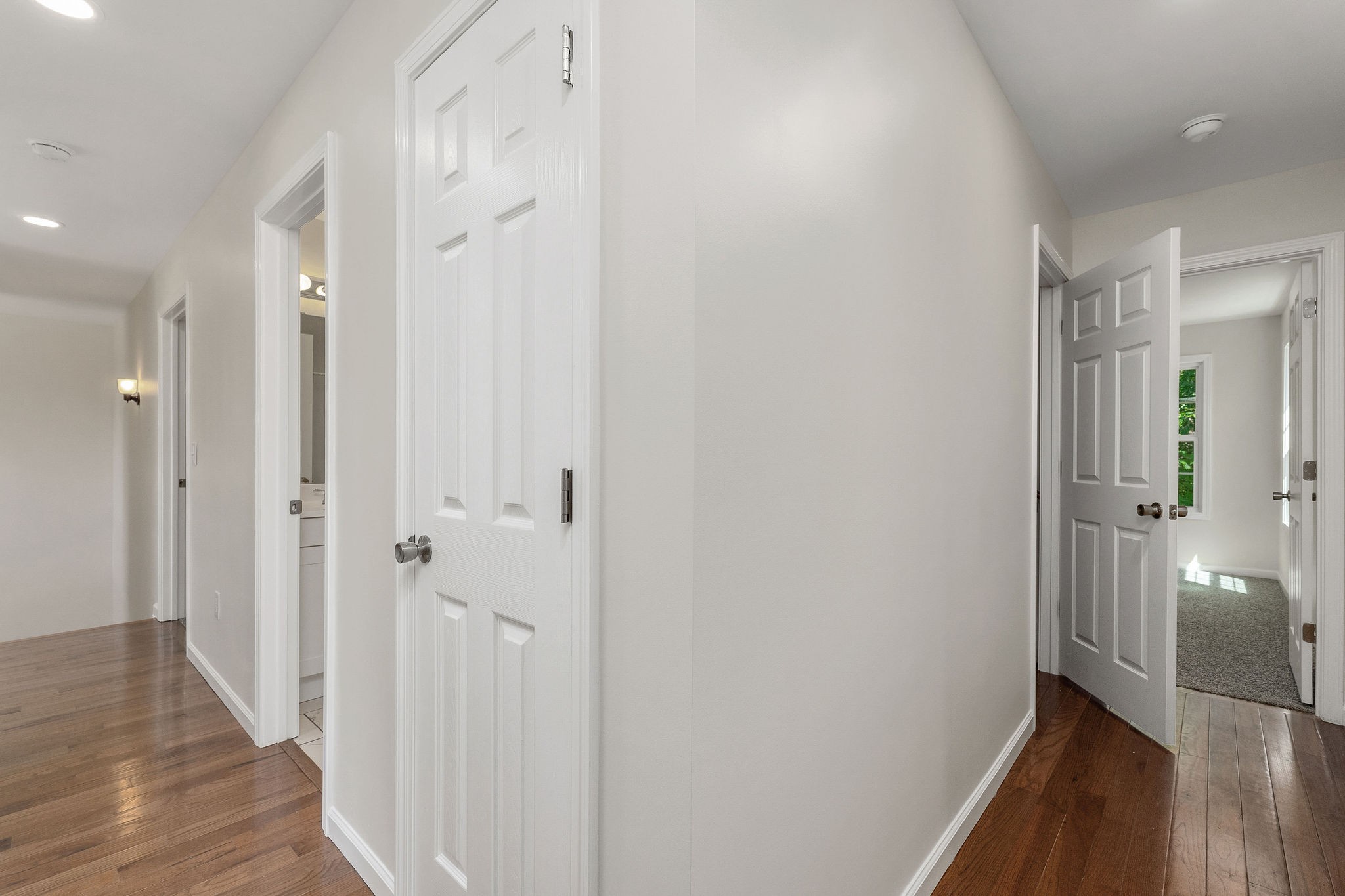 906 Franklin Ct