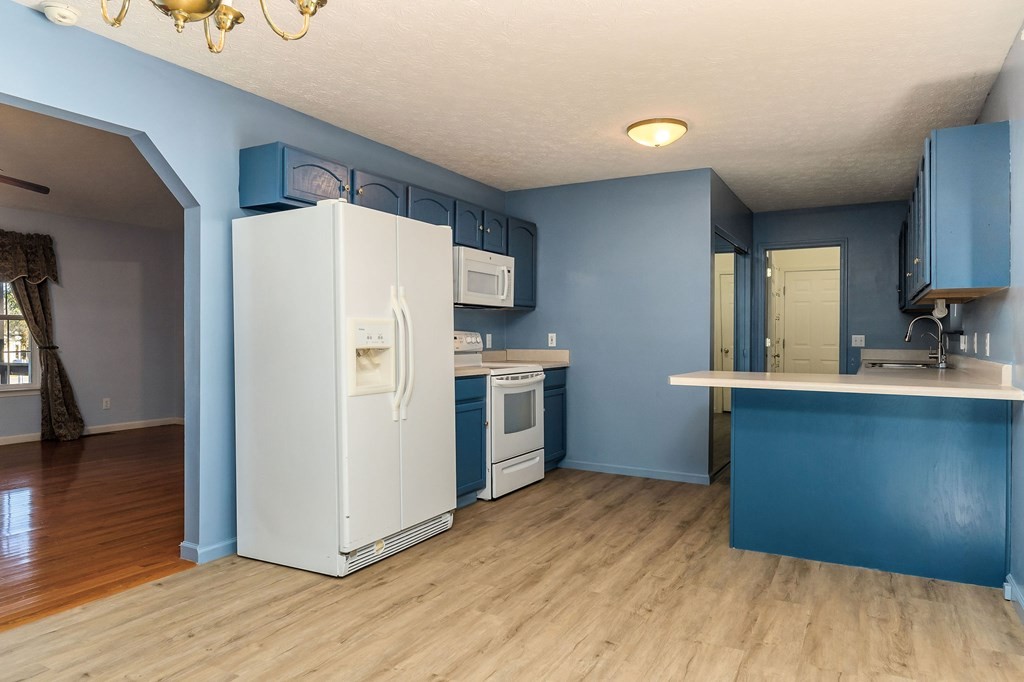 227 Prosperity Dr