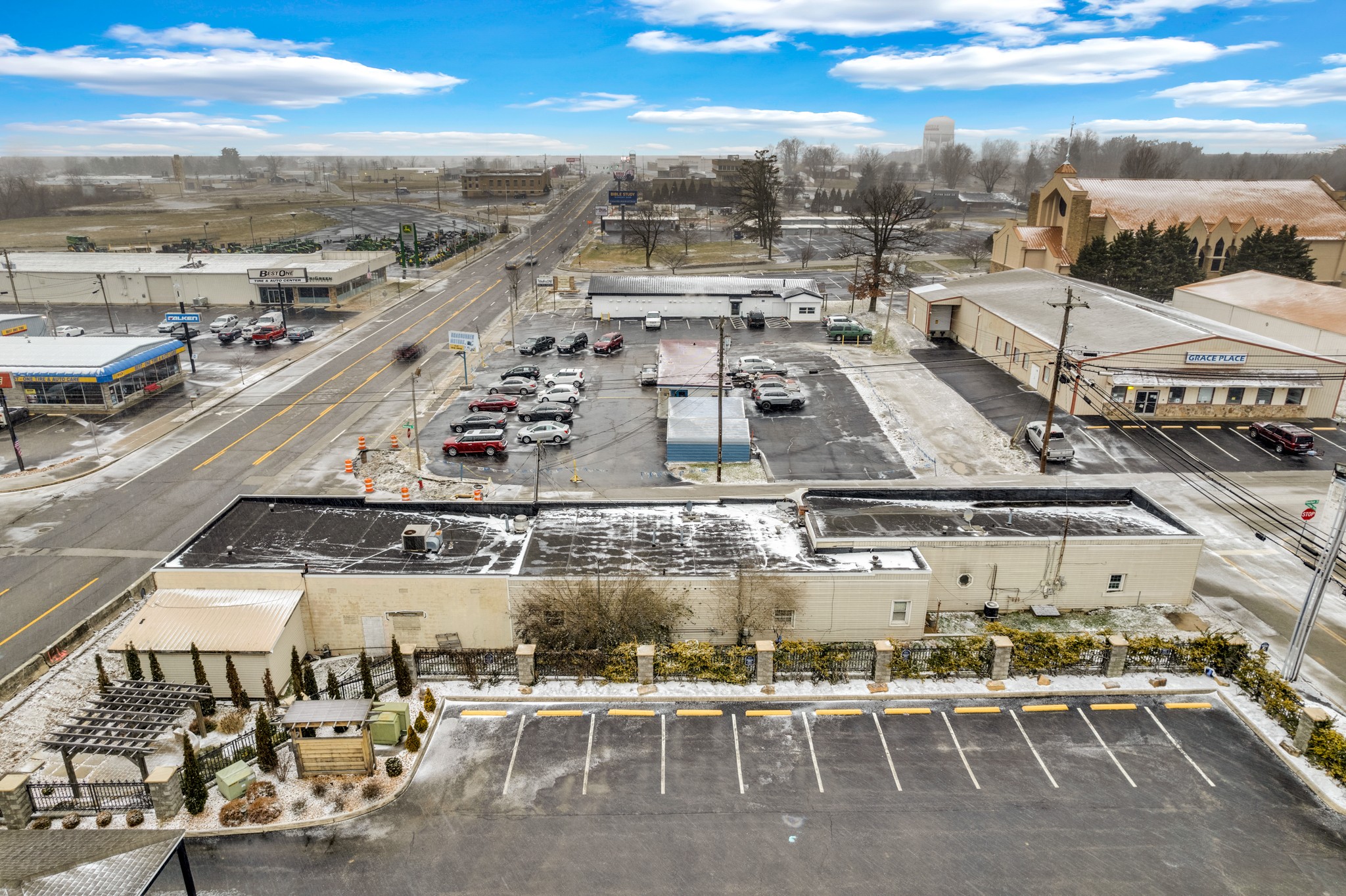 202 N Main St