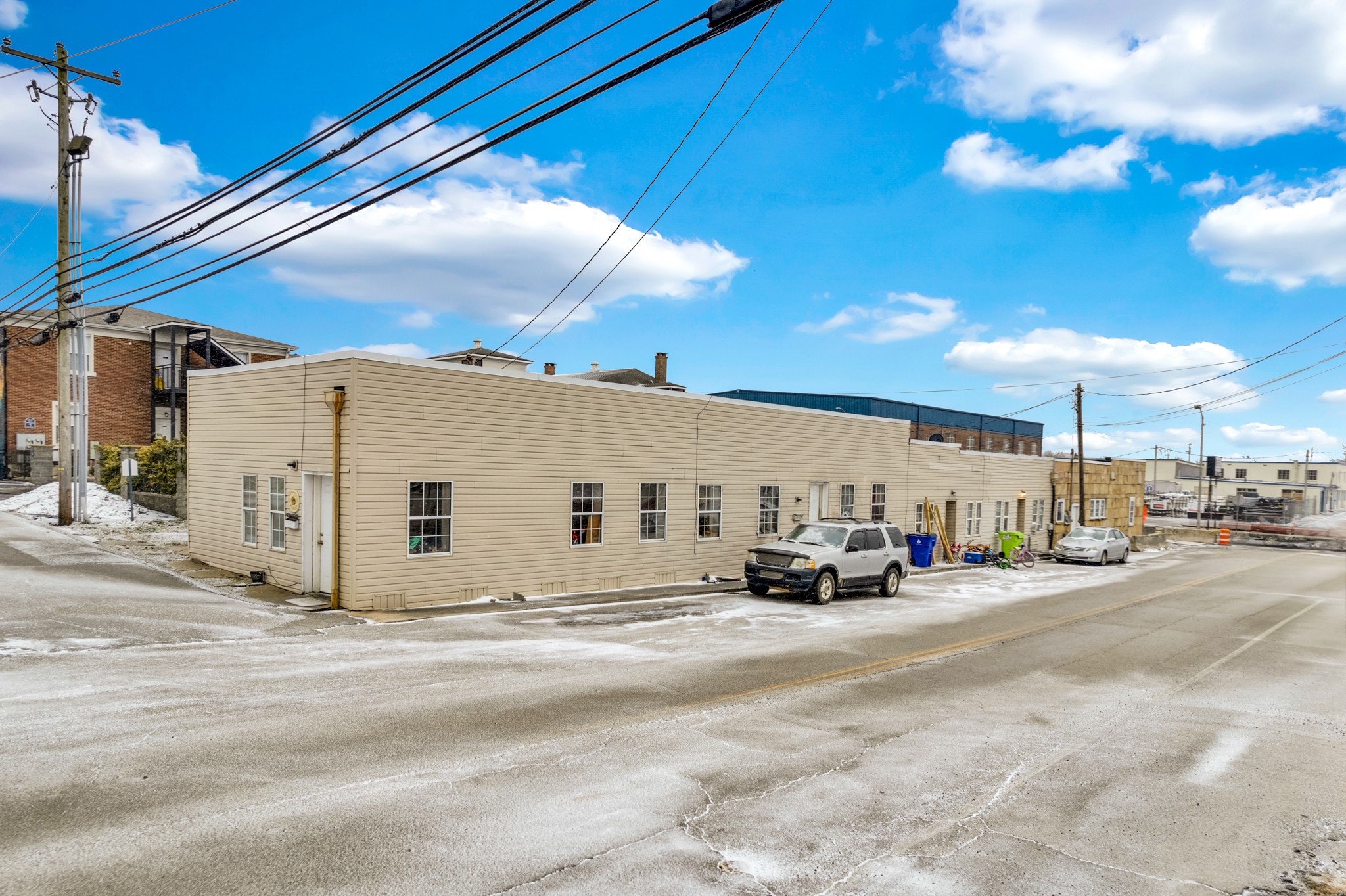 202 N Main St