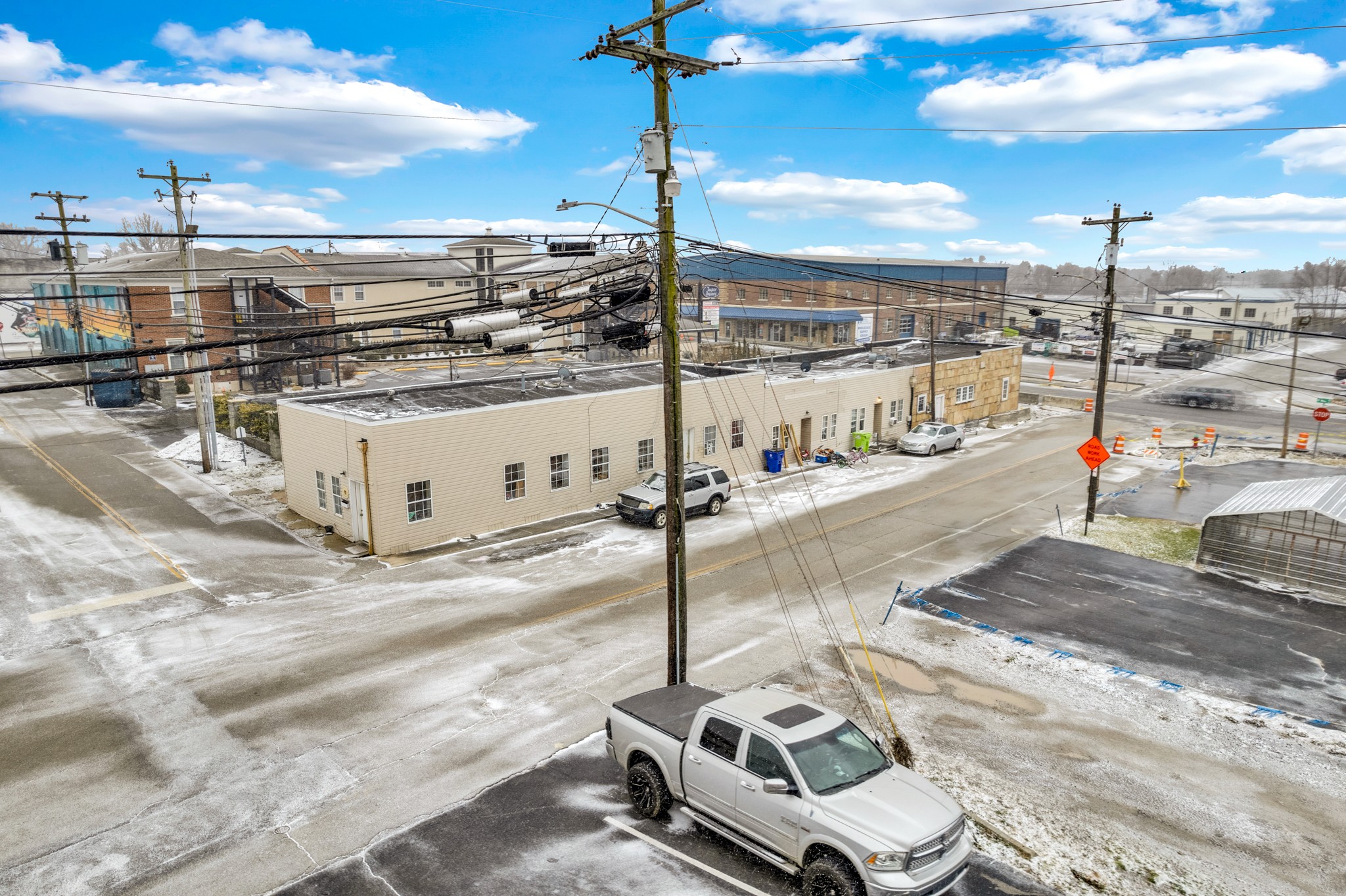 202 N Main St