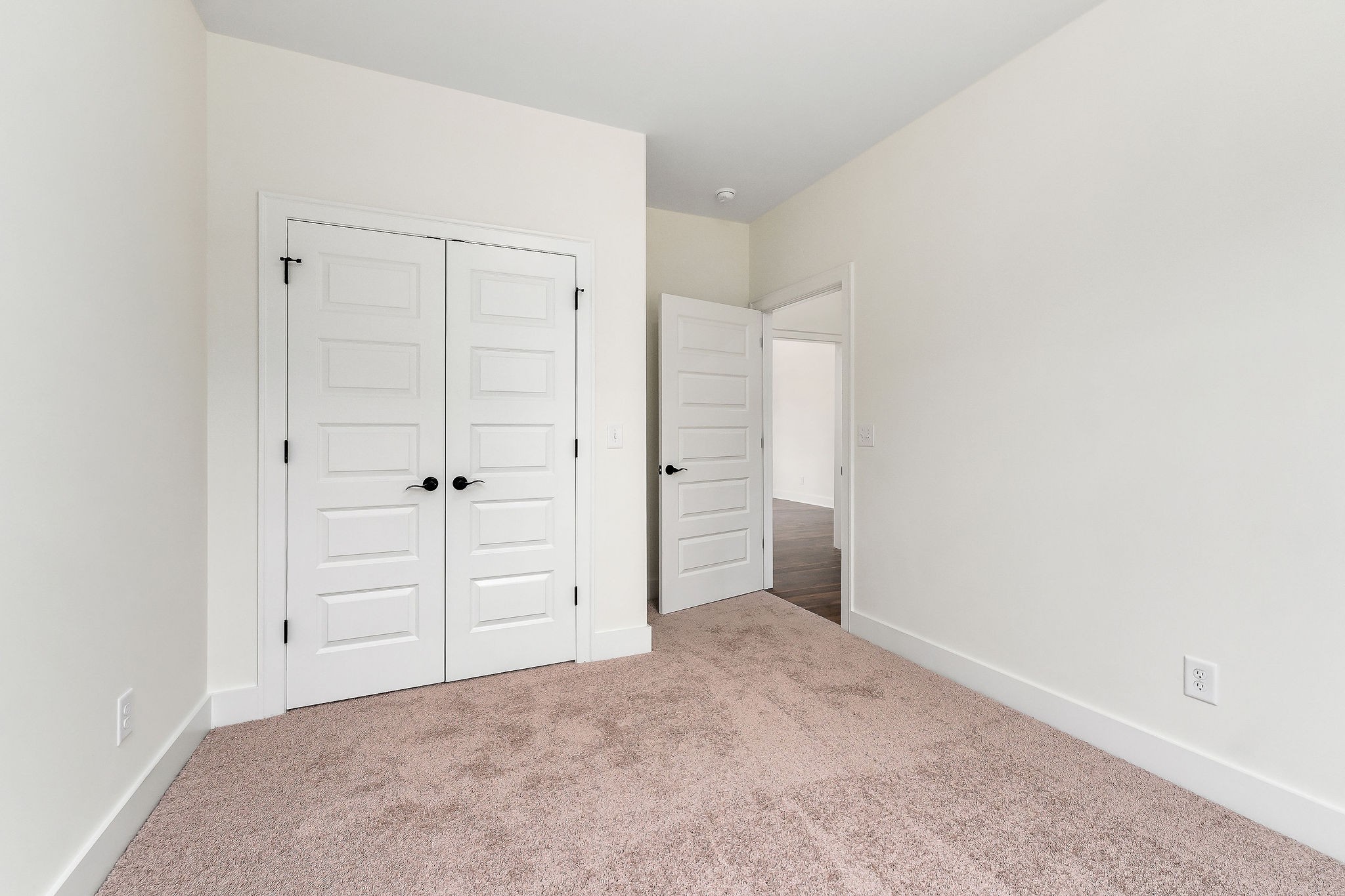 911 Faulkner Springs Rd