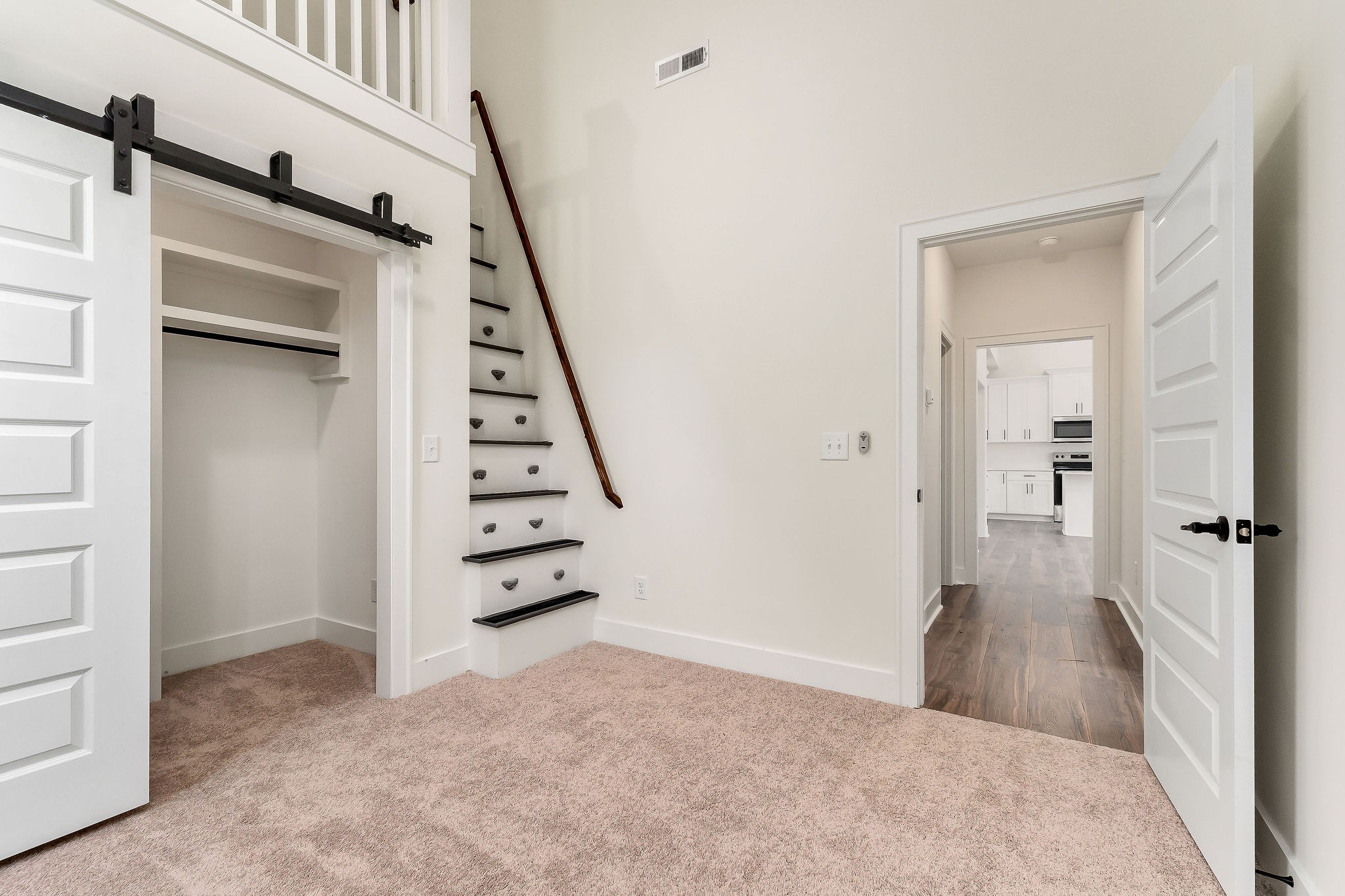 911 Faulkner Springs Rd