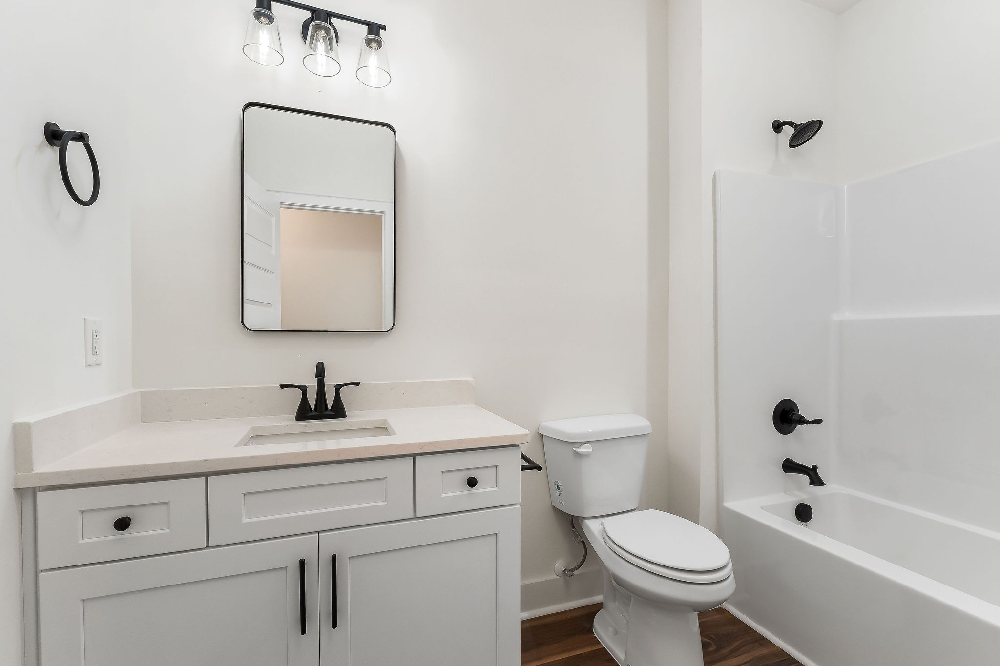 911 Faulkner Springs Rd