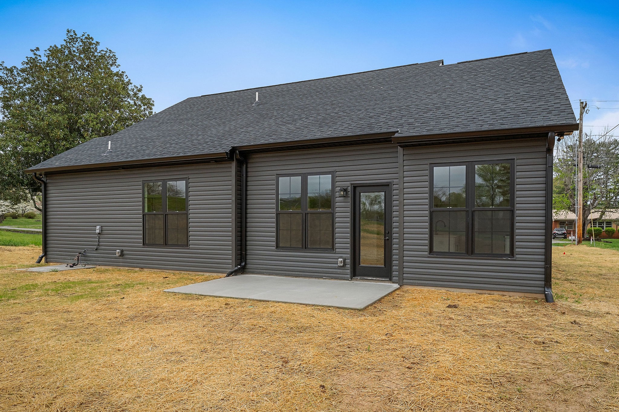 911 Faulkner Springs Rd