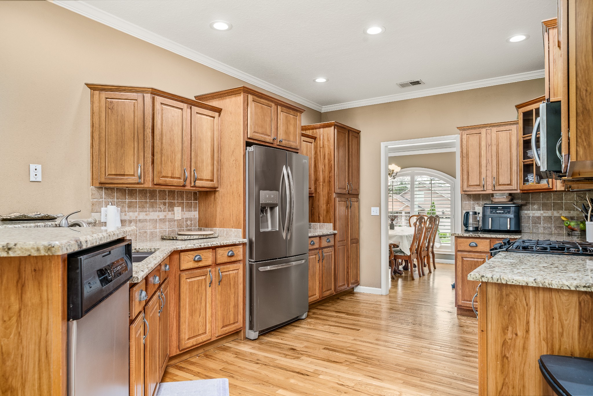 1051 Heathwood West Dr