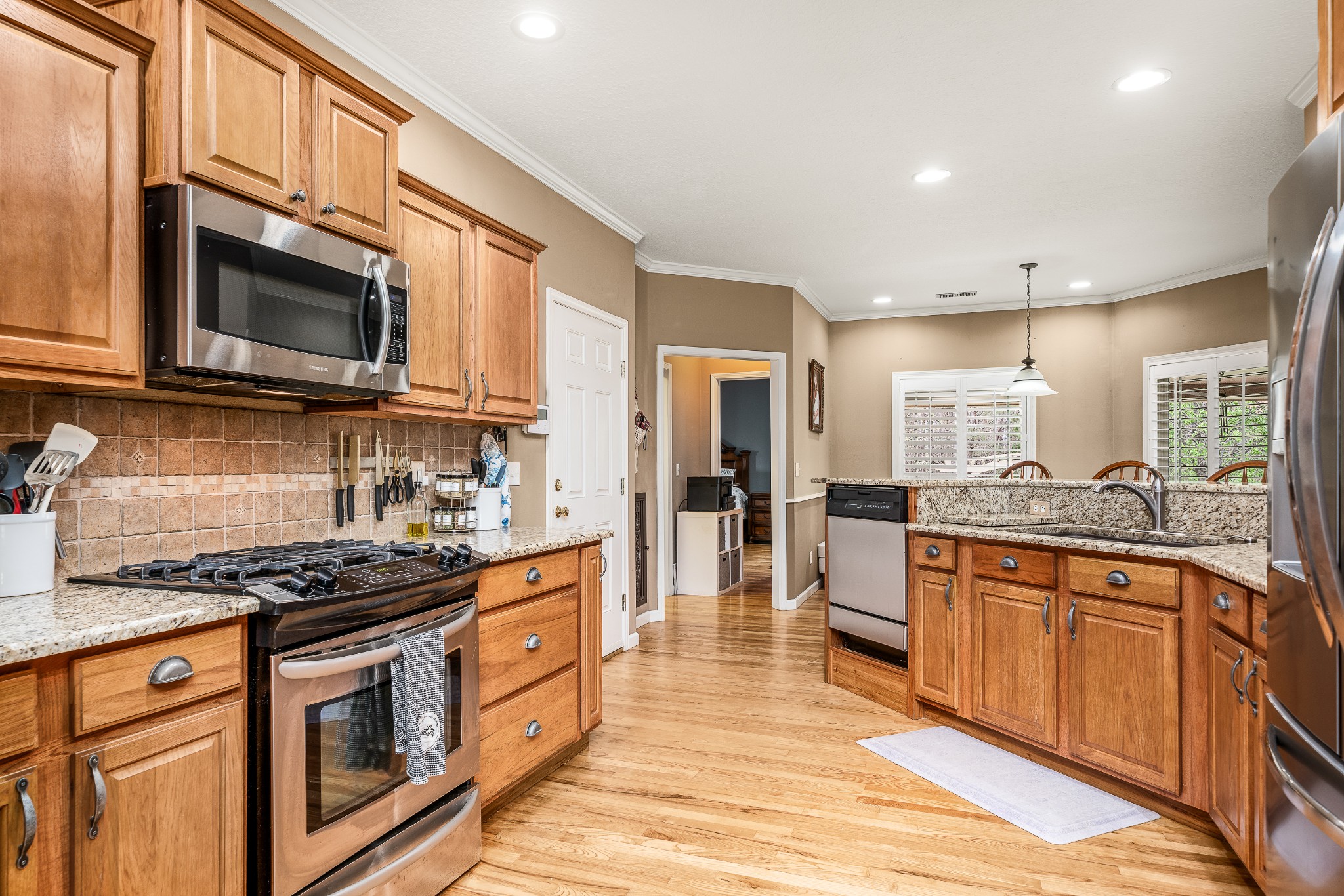 1051 Heathwood West Dr