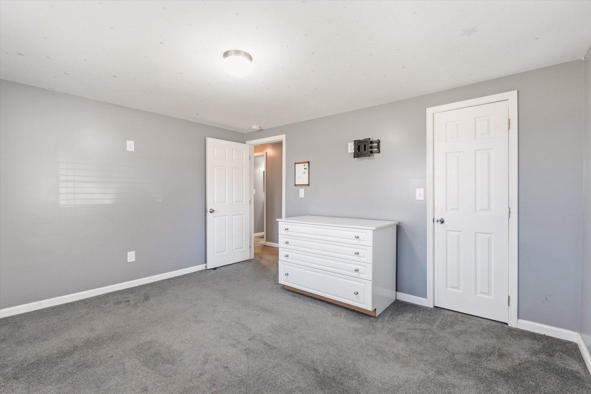 181 Falling Water Rd