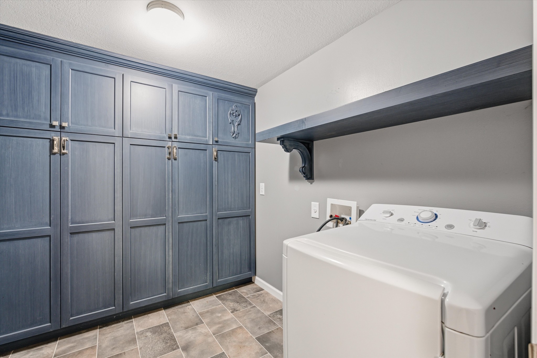 181 Falling Water Rd