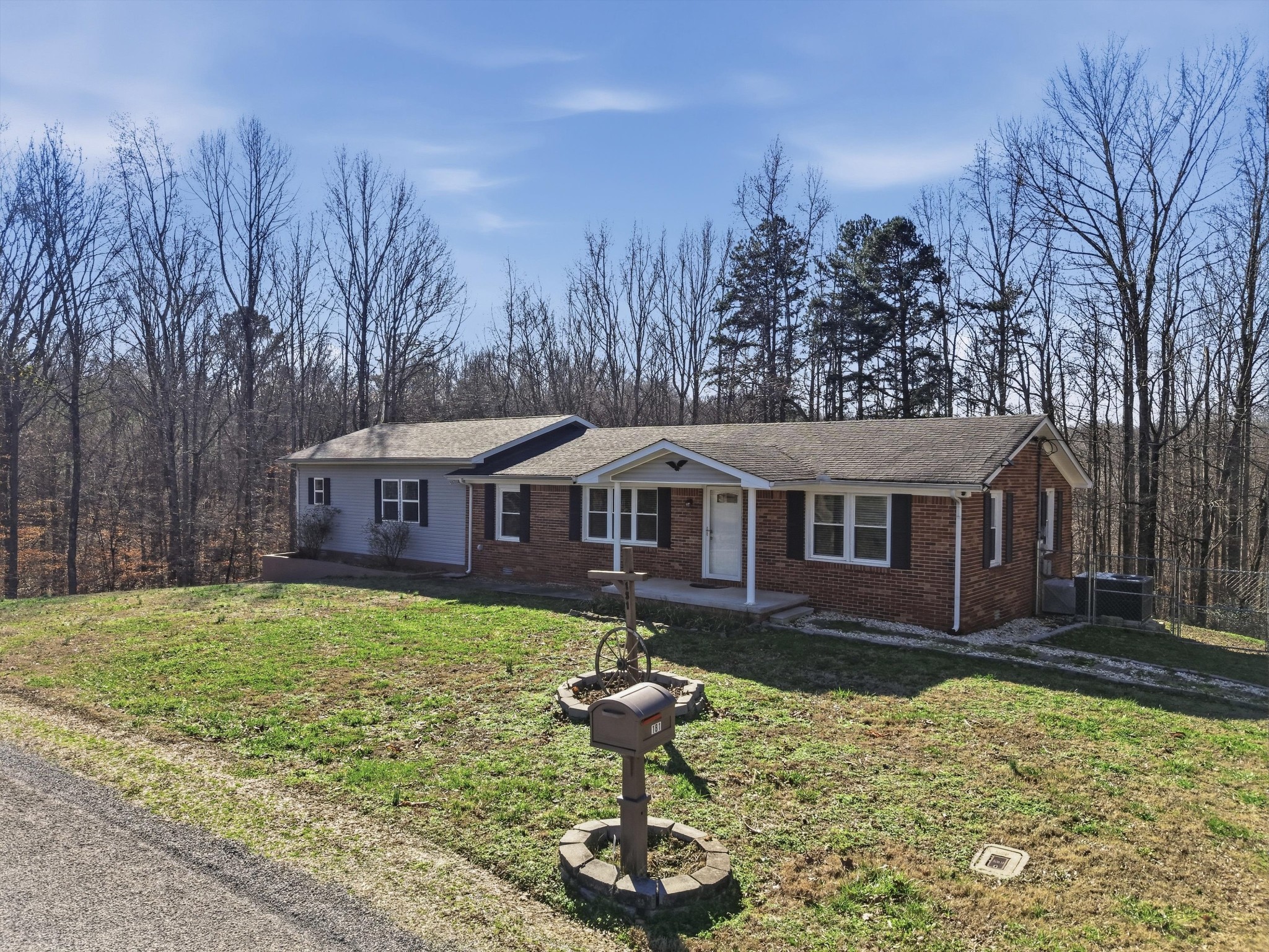 181 Falling Water Rd