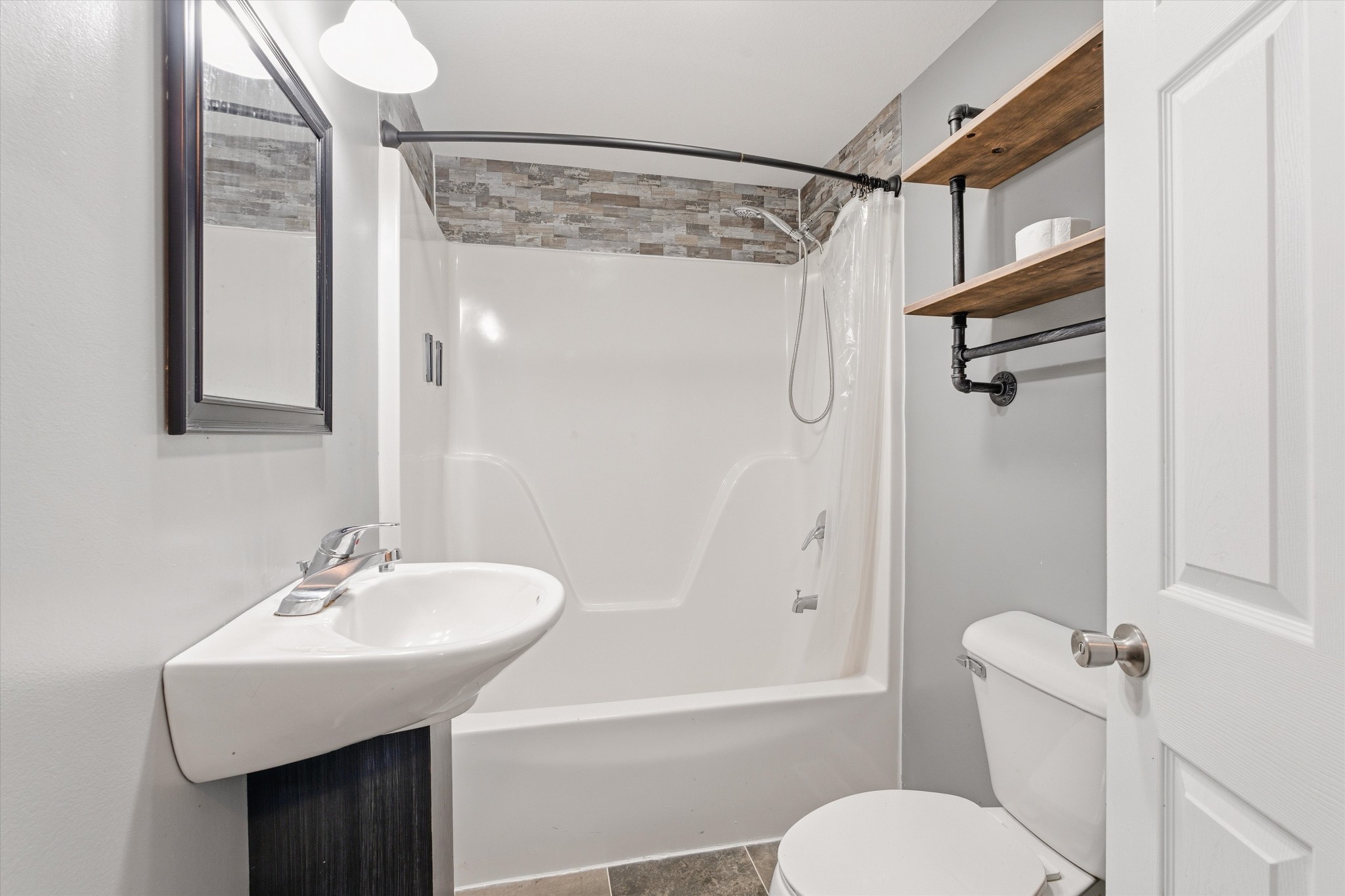 181 Falling Water Rd