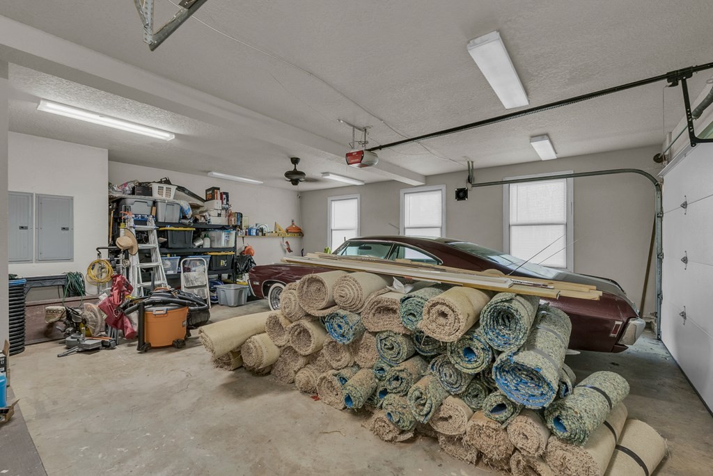 160 Eagles Bluff Cir