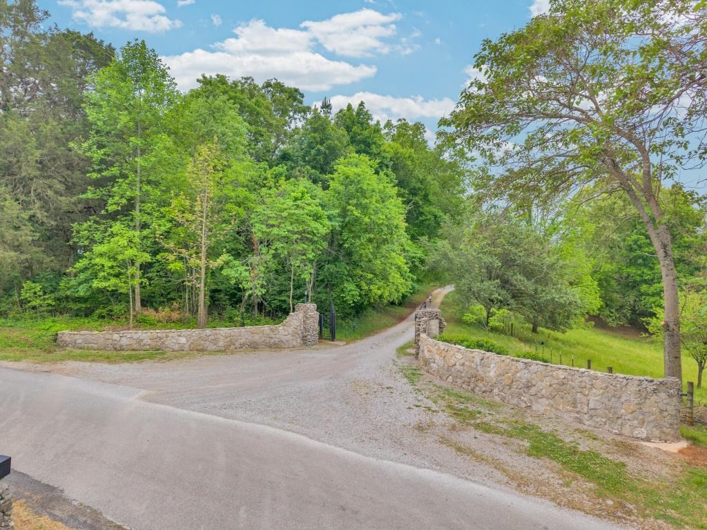 2193 Tollisontown Rd