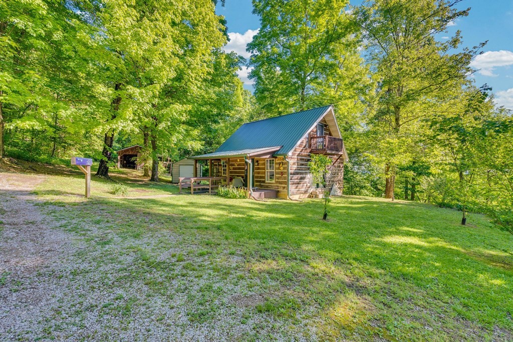 755 Woody Rd