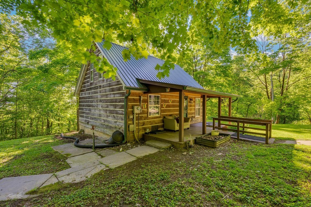 755 Woody Rd