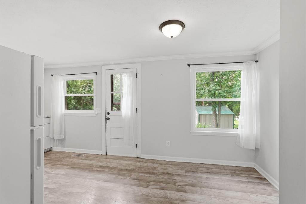 553 Lafayette Rd