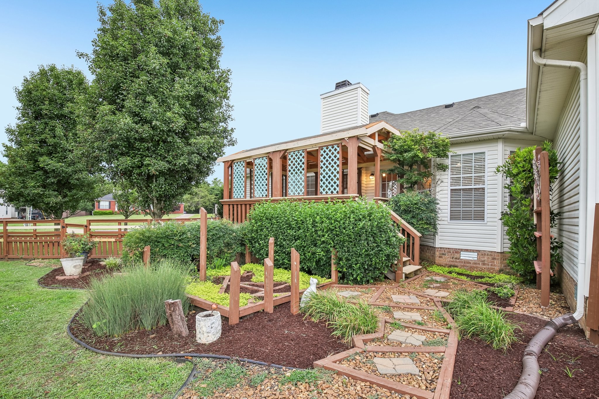 1009 Station Cir
