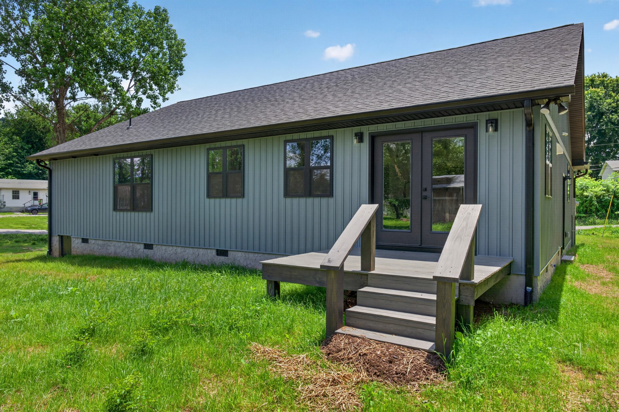 215 James Holman Rd