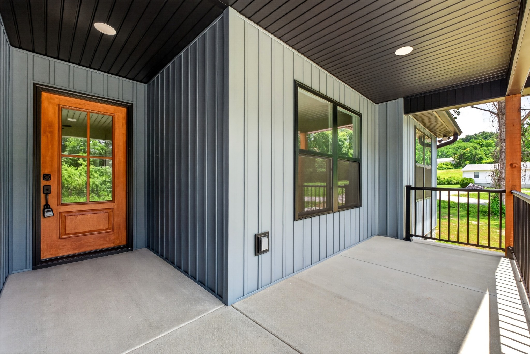215 James Holman Rd