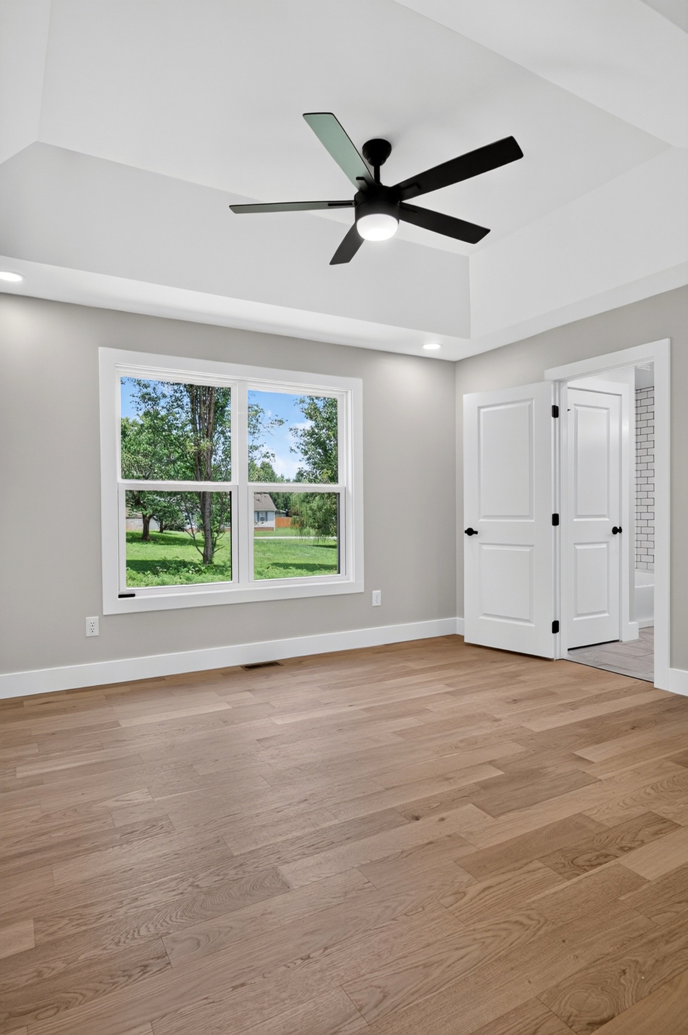 215 James Holman Rd