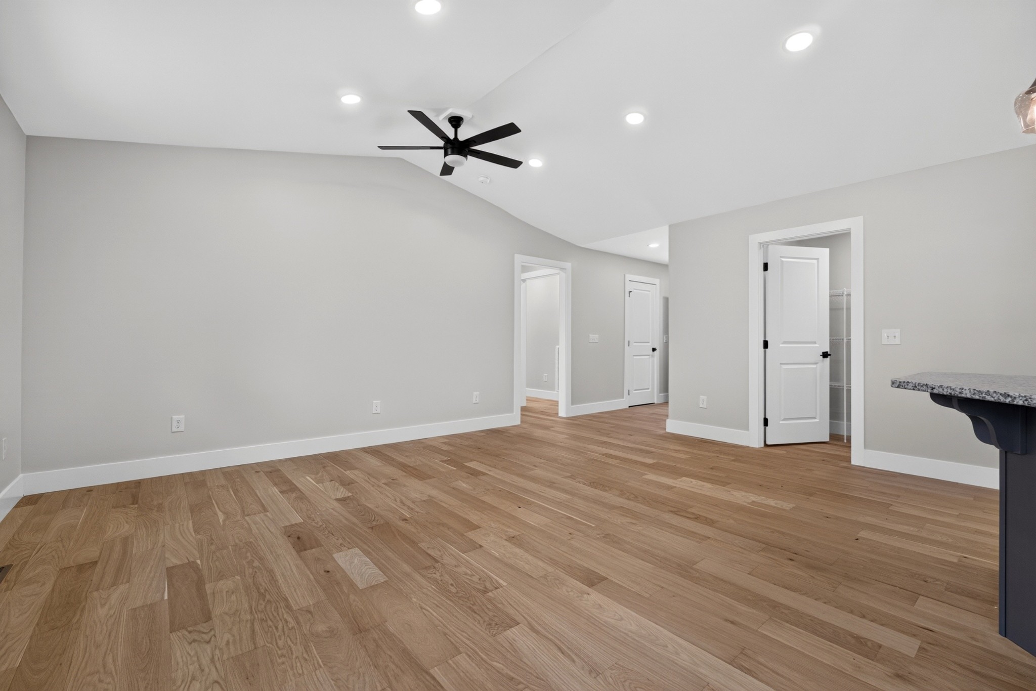 215 James Holman Rd