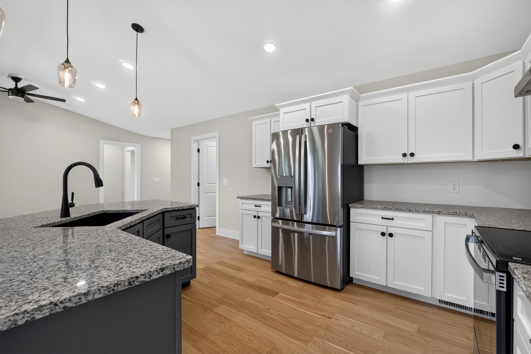 215 James Holman Rd
