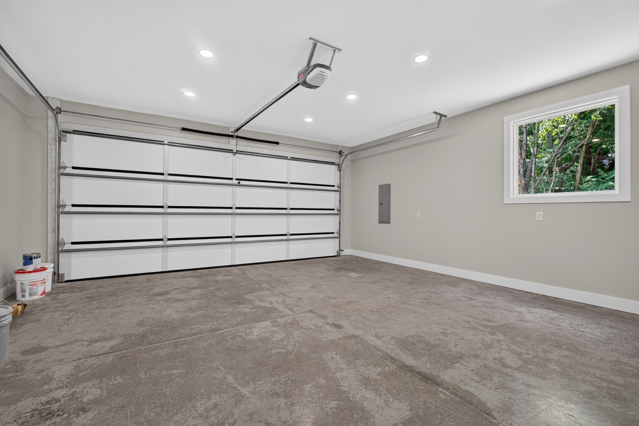 215 James Holman Rd
