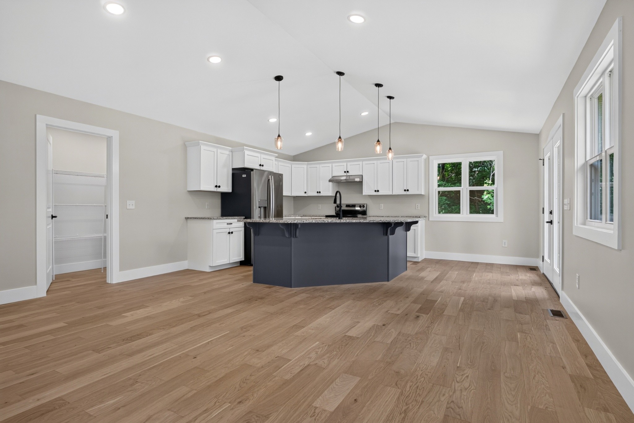 215 James Holman Rd