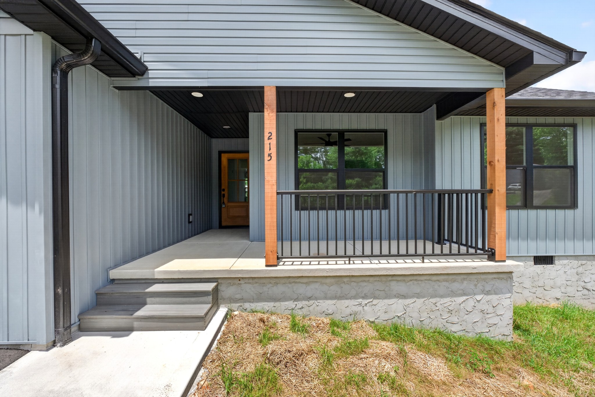 215 James Holman Rd