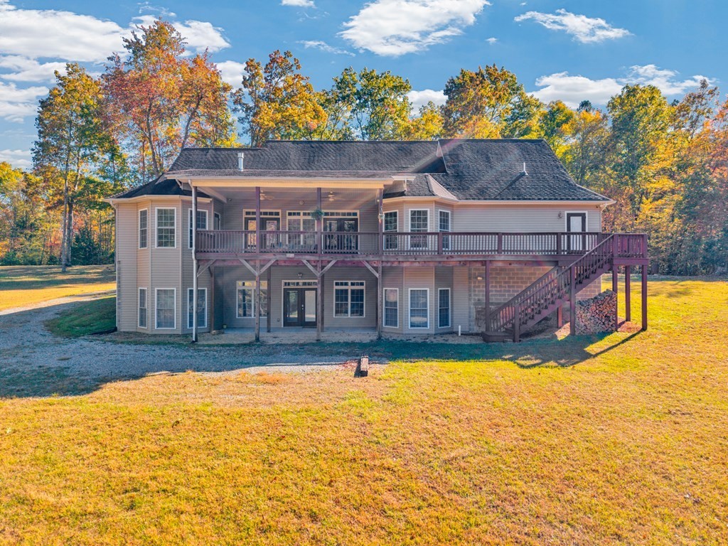 700 Falls Rd