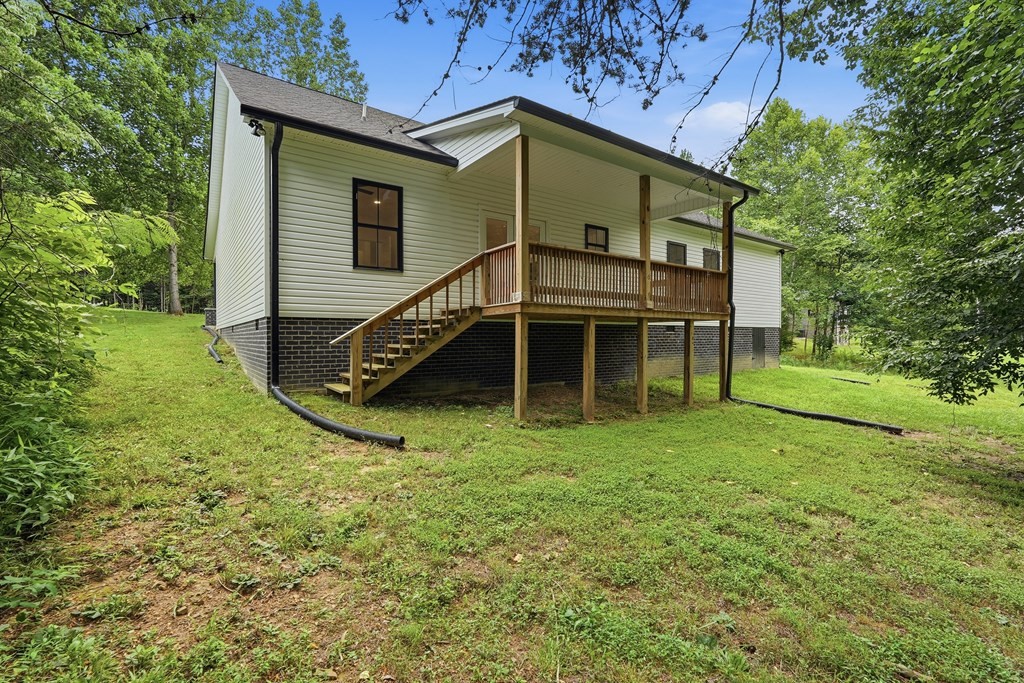 320 Christie Cir