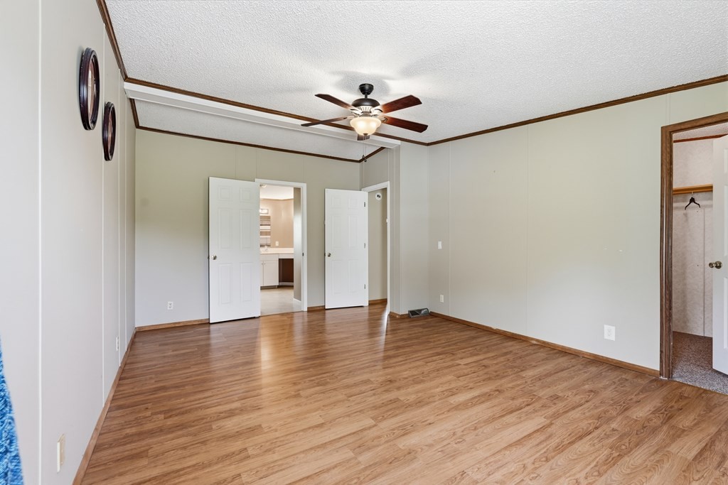 939 W Thomas Allen Rd