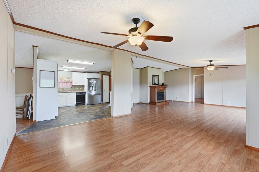 939 W Thomas Allen Rd