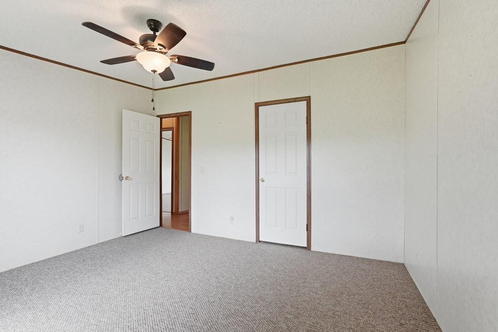 939 W Thomas Allen Rd