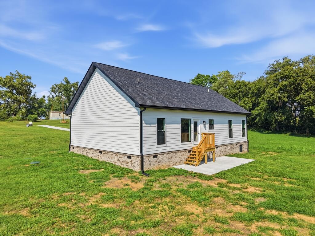 1741 Old Highway 52