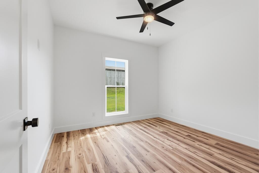 1741 Old Highway 52