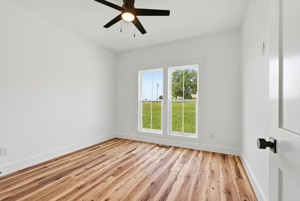 1741 Old Highway 52