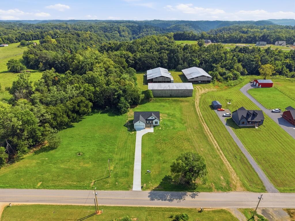 1741 Old Highway 52