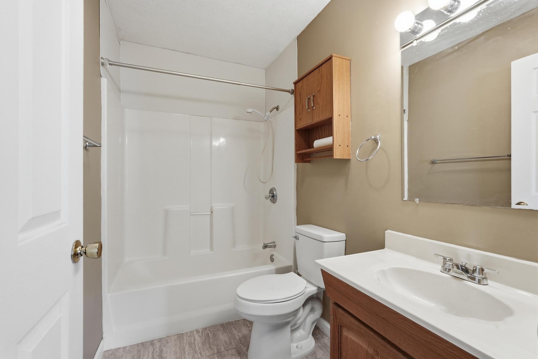 406 Albert Swift Ln
