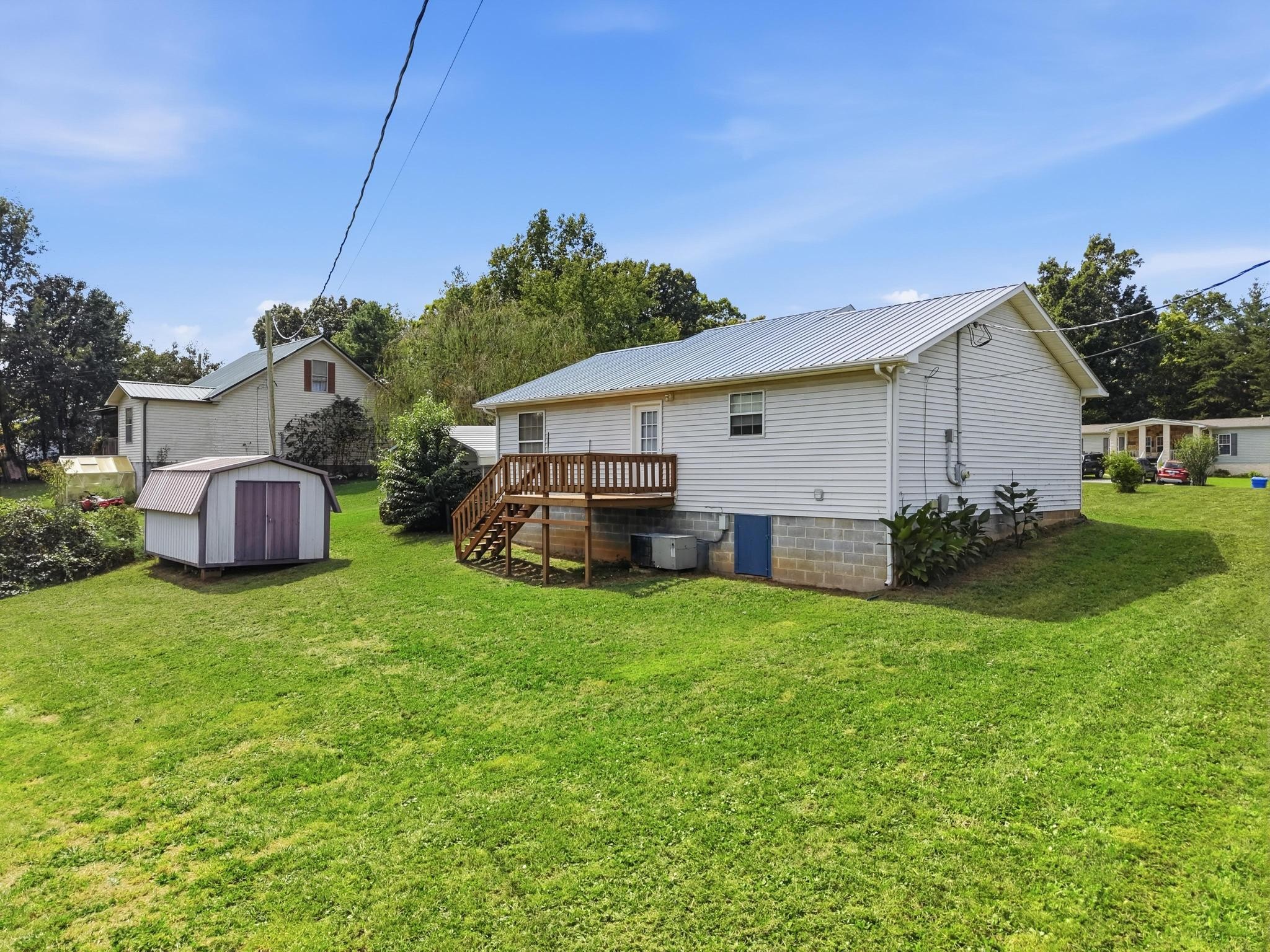 406 Albert Swift Ln