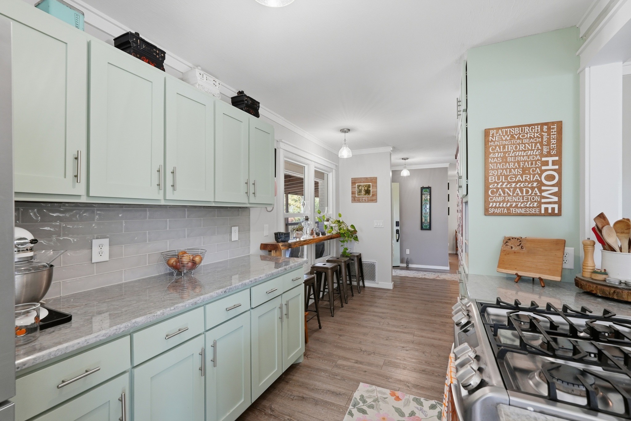 170 Short St