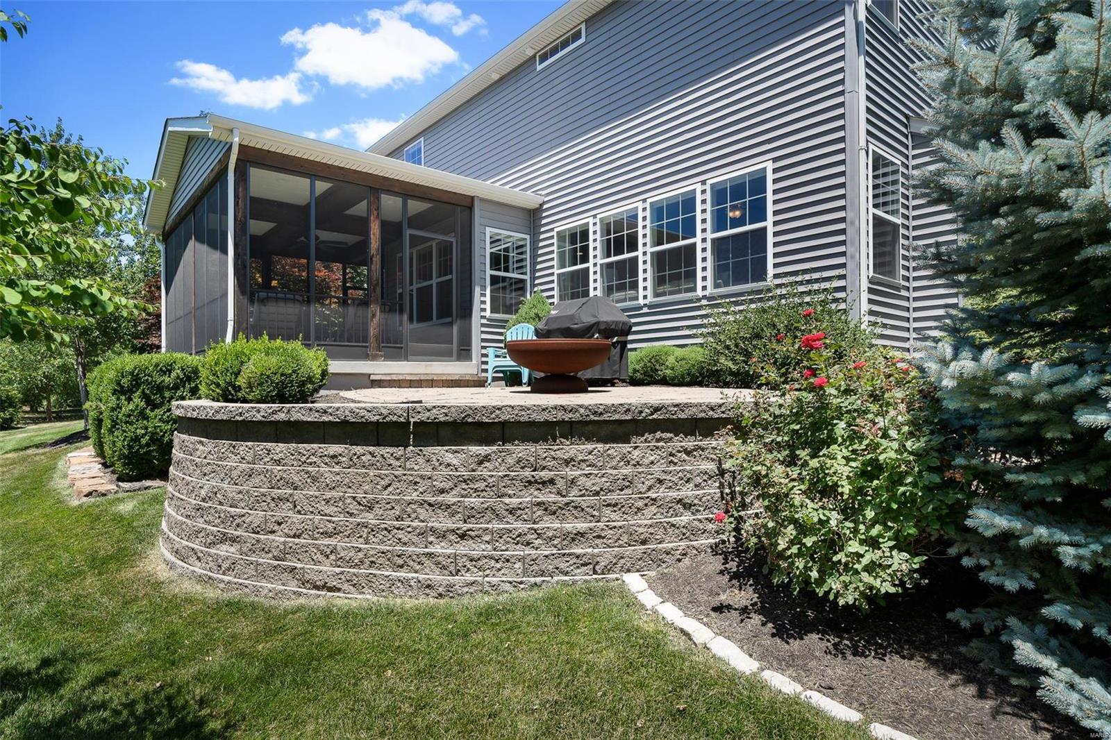 27 Country Pines Court